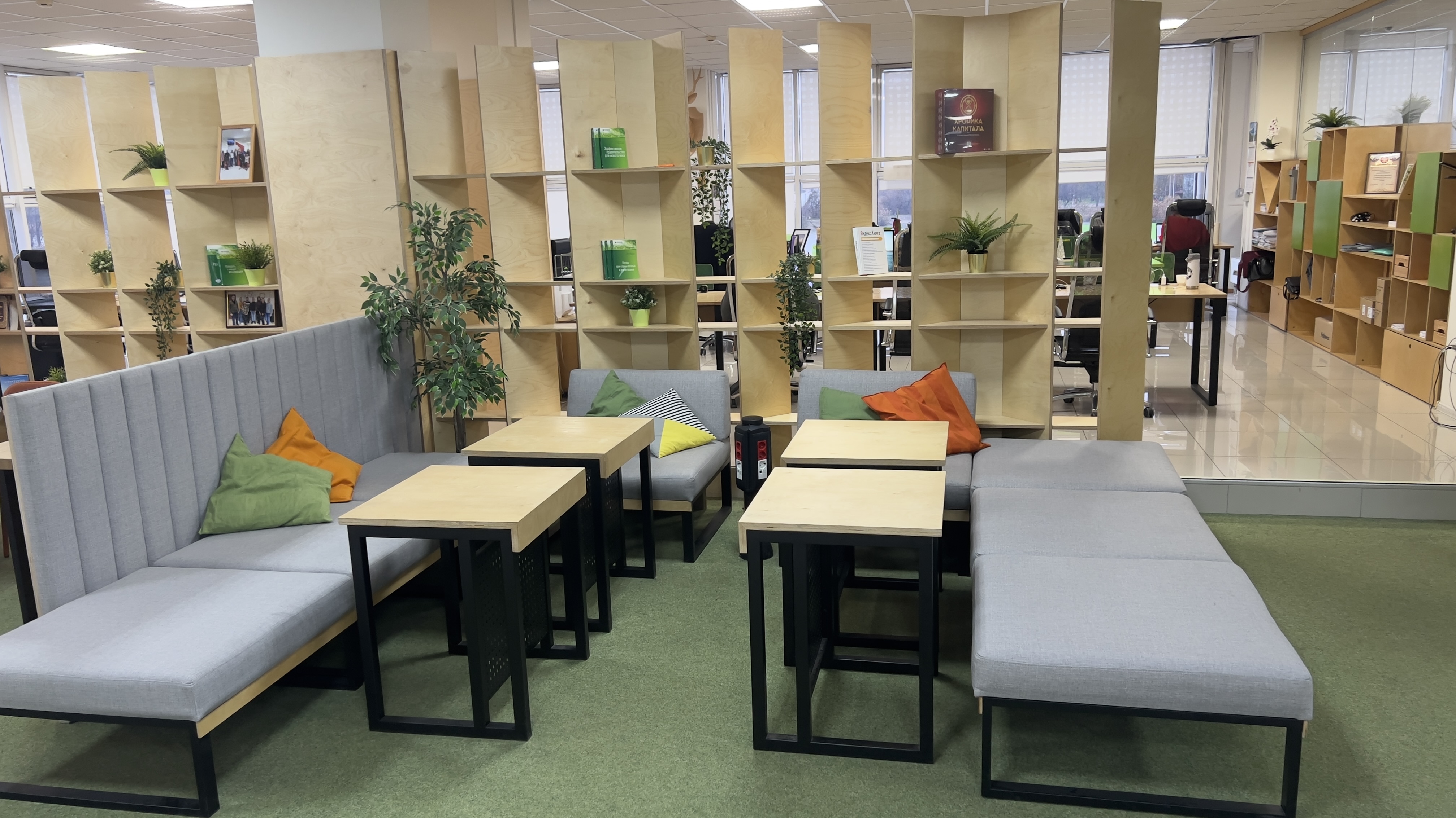 Посмотреть наш коворкинг - видео портала Мой Бизнес Краснодар